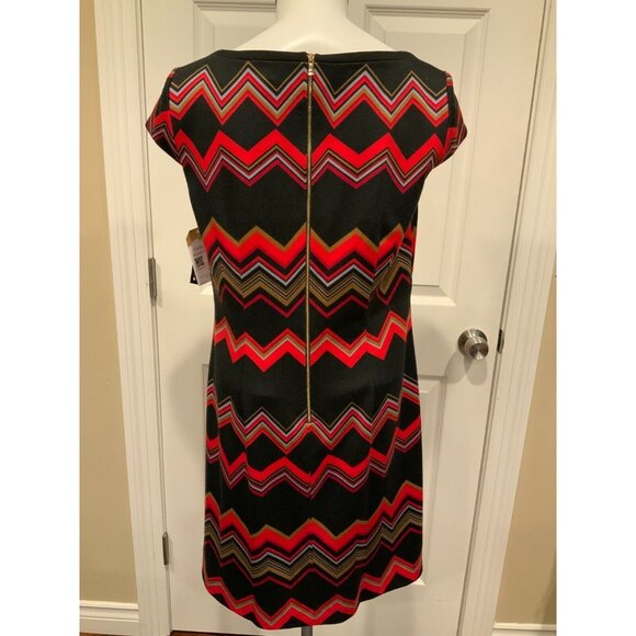 Tahari Arthur S. Levine Black & Red Zig-Zag Dress, Size 6 (US) - NWT! - Picture 7 of 9